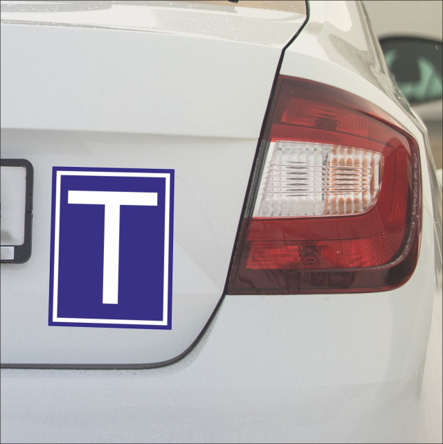 Tanuló vezető matrica - T betű
